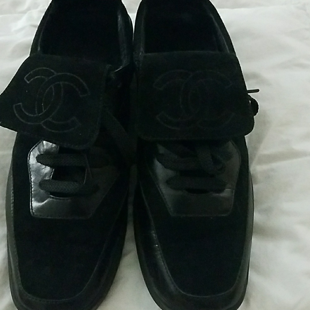 Authentic Chanel sneakers w/o dust bag - Picture 5 of 6